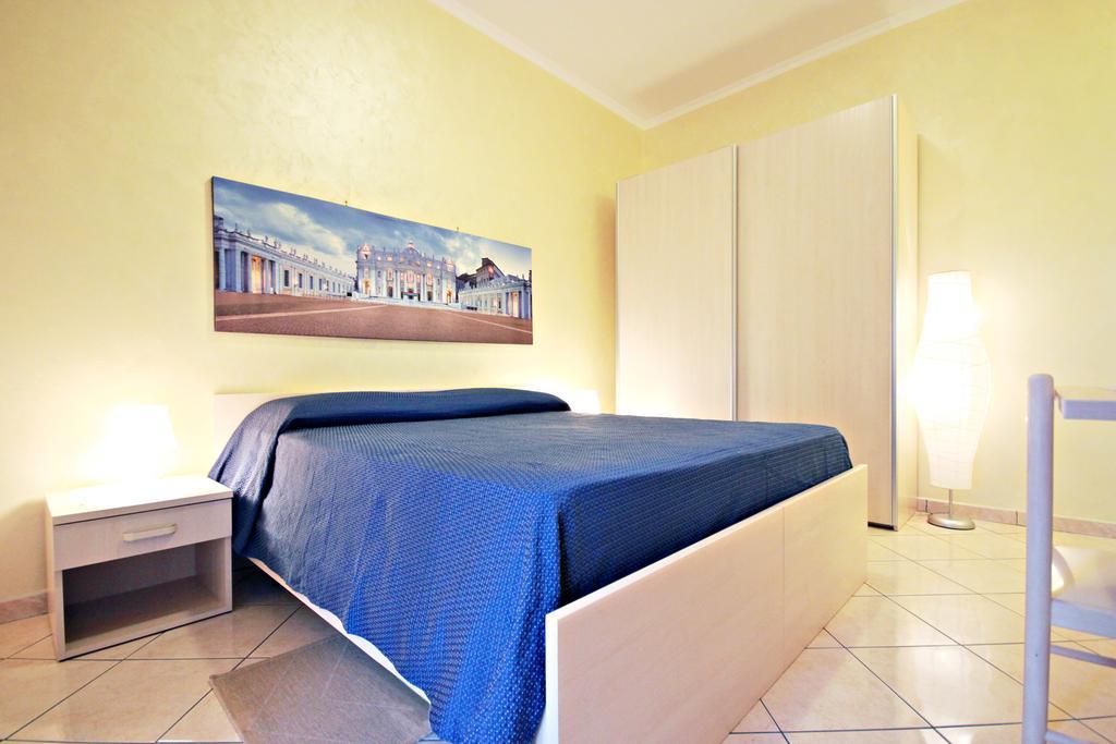 Guesthouse Holiday And Roma Phòng bức ảnh
